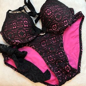 Black and Hot Pink Bikini Women’s Small Crochet Design